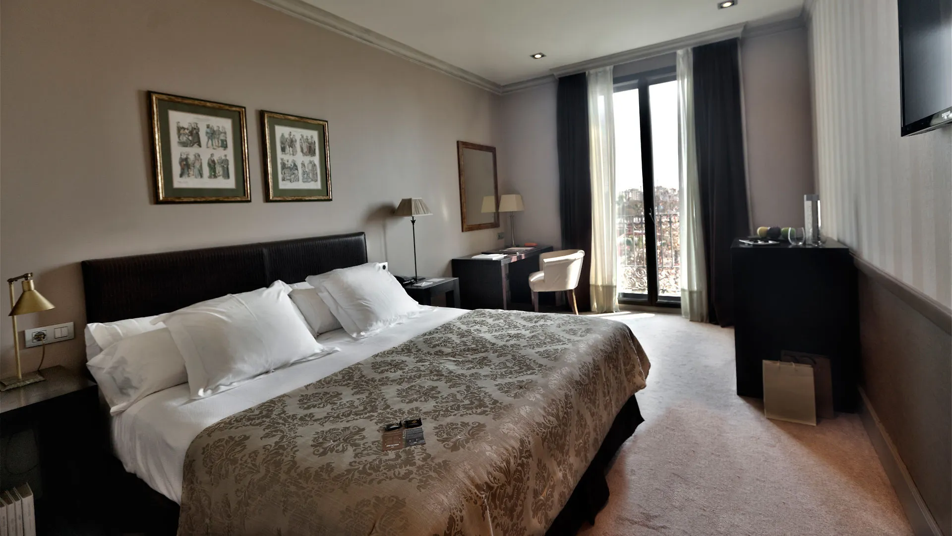 Duquesa De Cardona Hotel 4 Sup By Grup Duquessa Barcelona